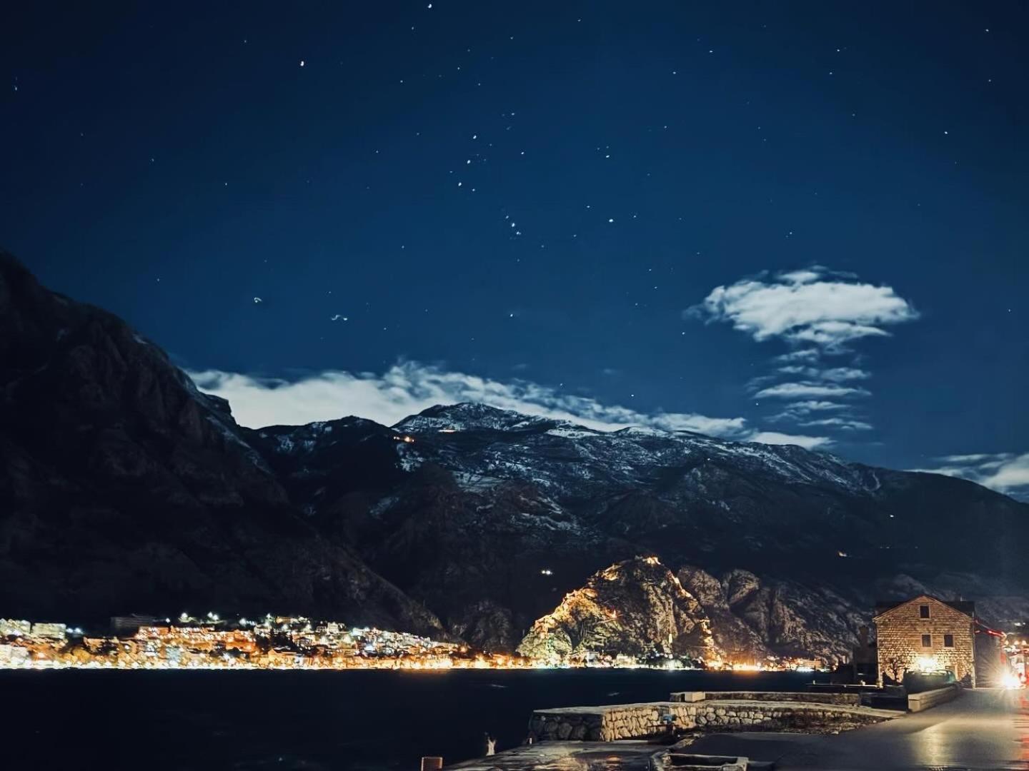 Oldmarinervilla Prčanj エクステリア 写真