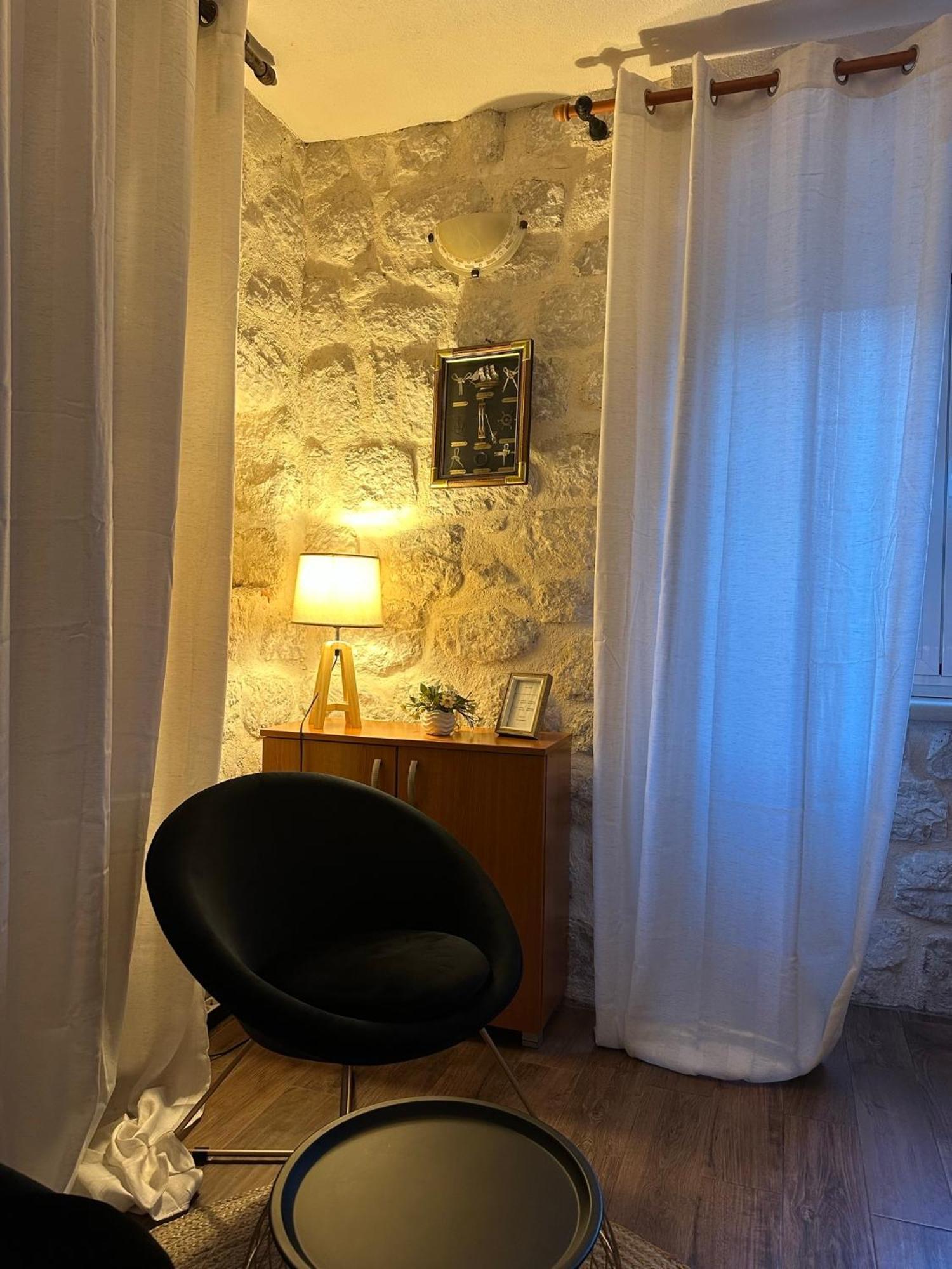 Oldmarinervilla Prčanj エクステリア 写真